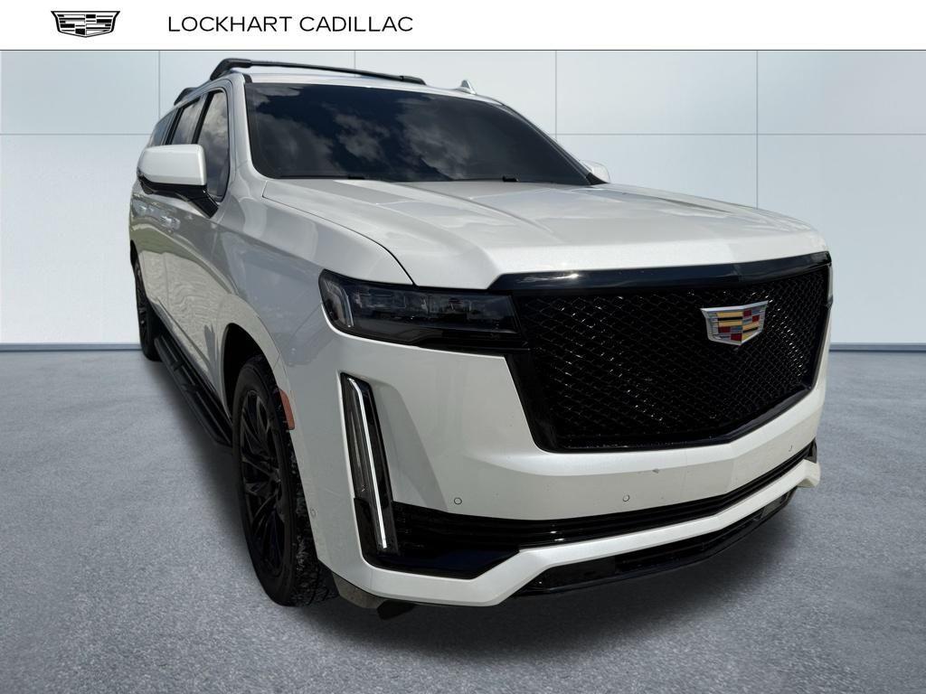 used 2021 Cadillac Escalade ESV car, priced at $70,072