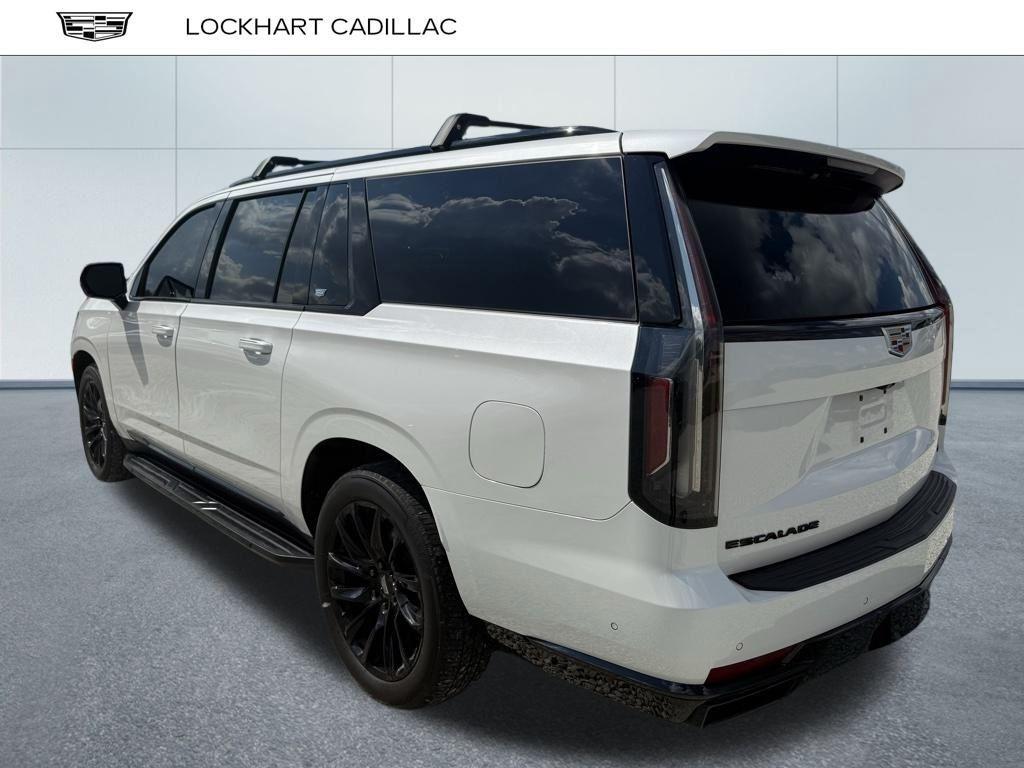 used 2021 Cadillac Escalade ESV car, priced at $70,072