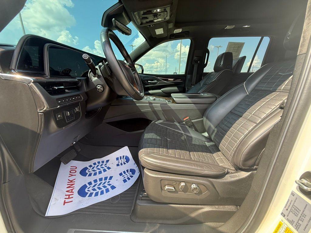 used 2021 Cadillac Escalade ESV car, priced at $70,072