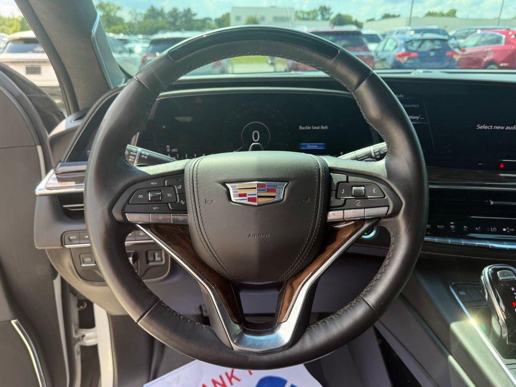 used 2021 Cadillac Escalade ESV car, priced at $70,072