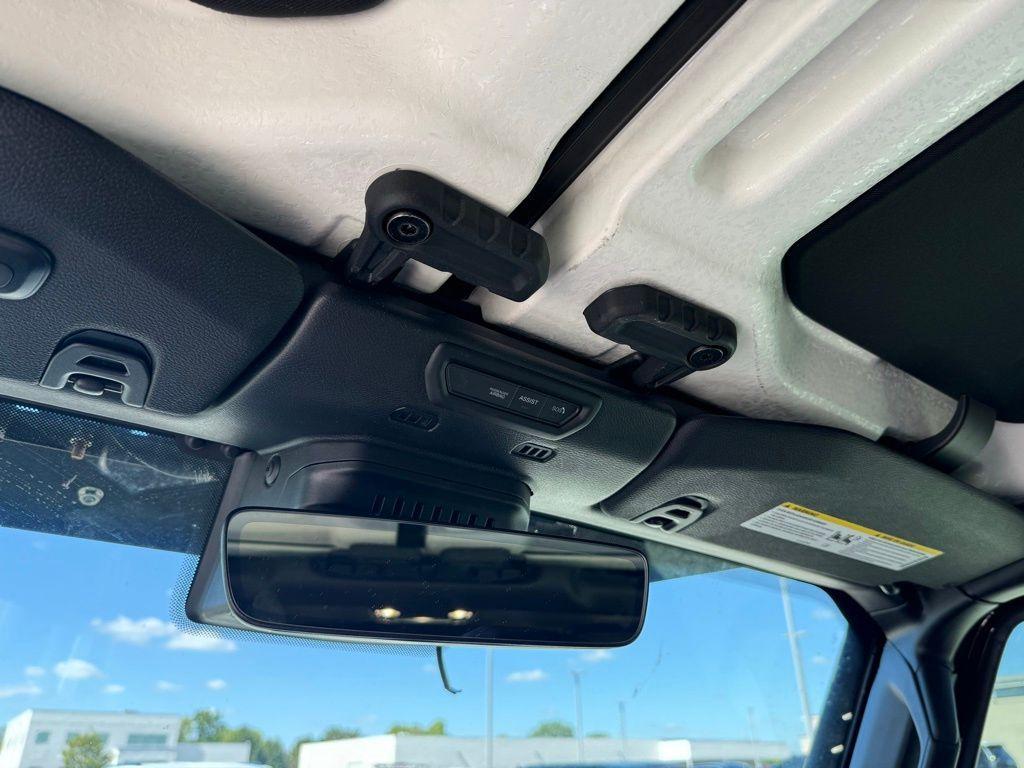 used 2021 Jeep Gladiator car, priced at $36,155