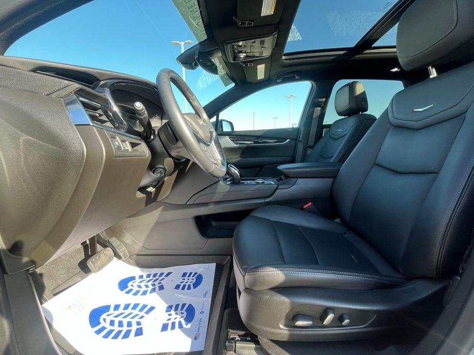 used 2023 Cadillac XT5 car, priced at $38,100