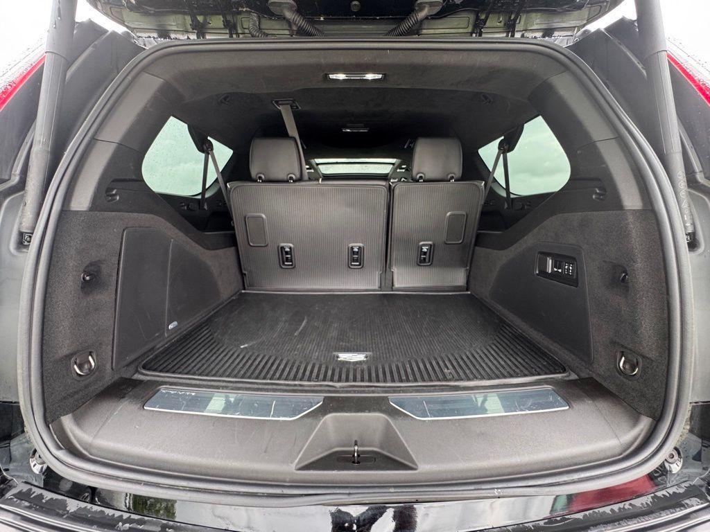 used 2023 Cadillac Escalade ESV car, priced at $89,100