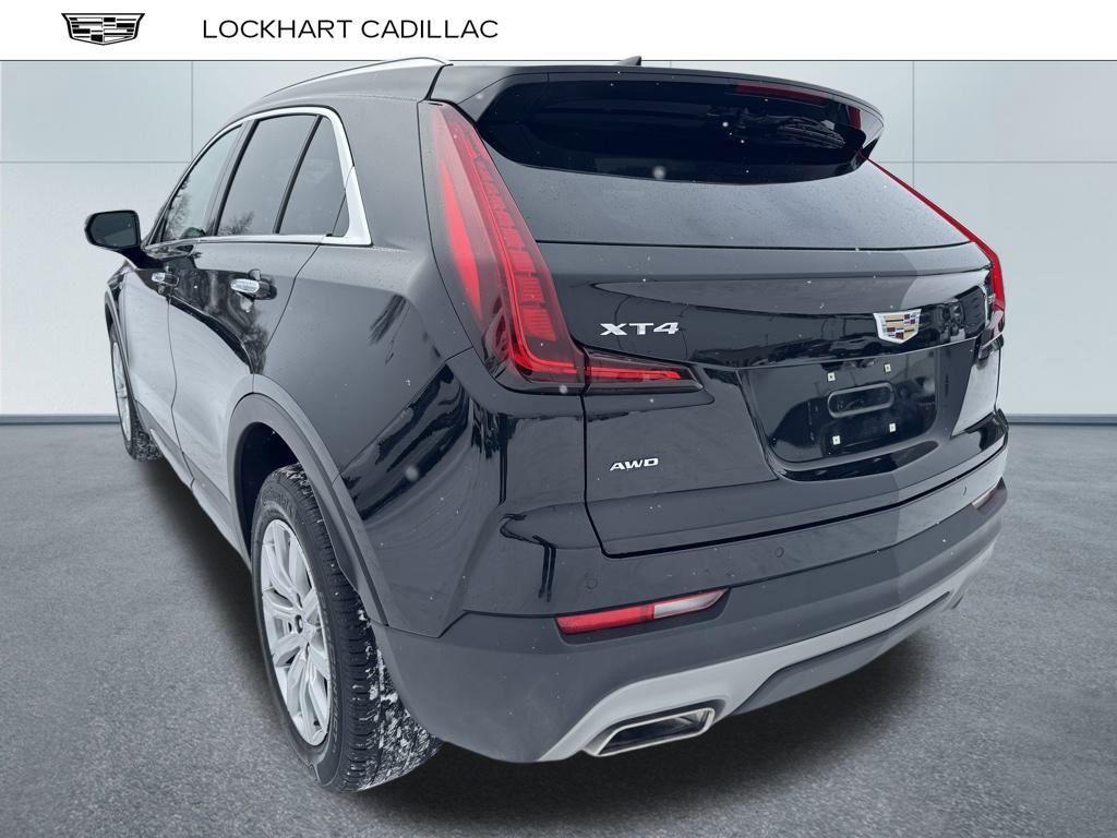 used 2022 Cadillac XT4 car, priced at $30,788