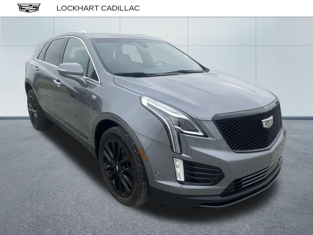 used 2022 Cadillac XT5 car, priced at $33,765