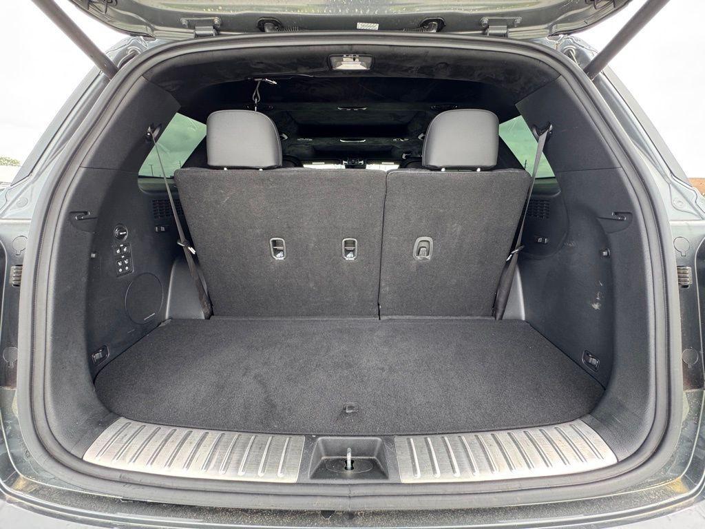 used 2024 Hyundai Palisade car, priced at $43,100