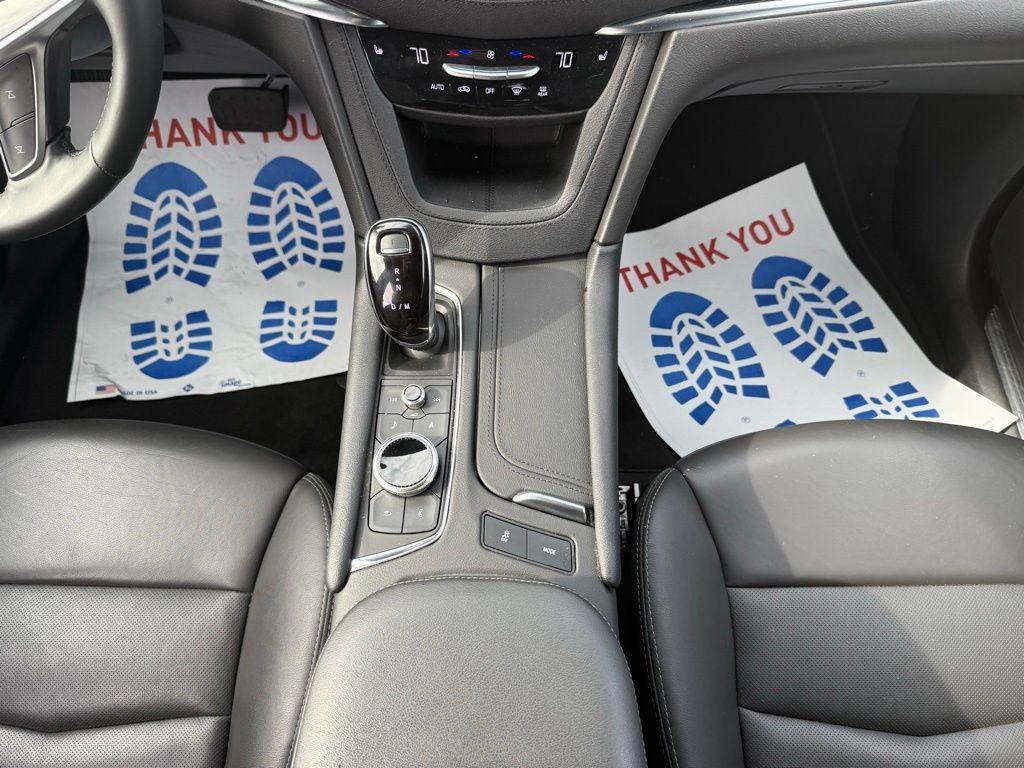 used 2025 Cadillac XT5 car, priced at $46,094