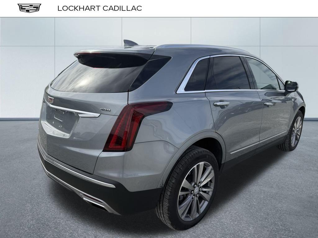 used 2025 Cadillac XT5 car, priced at $46,094