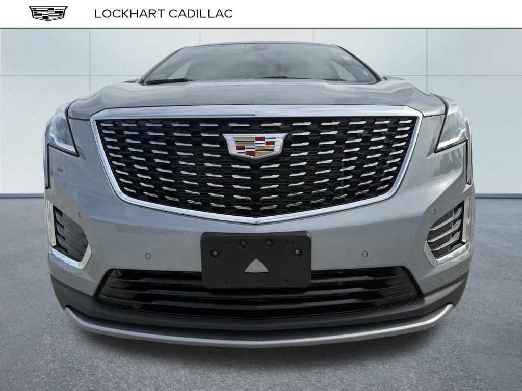 used 2025 Cadillac XT5 car, priced at $46,094