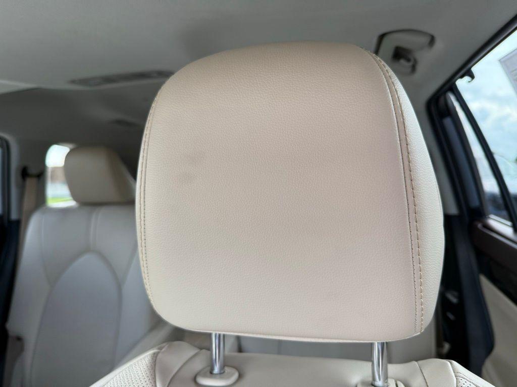 used 2021 Toyota Highlander car, priced at $38,500