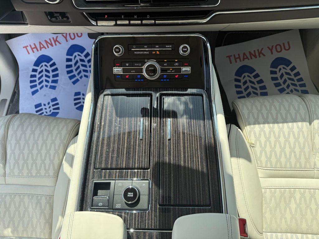 used 2024 Lincoln Navigator car, priced at $88,500