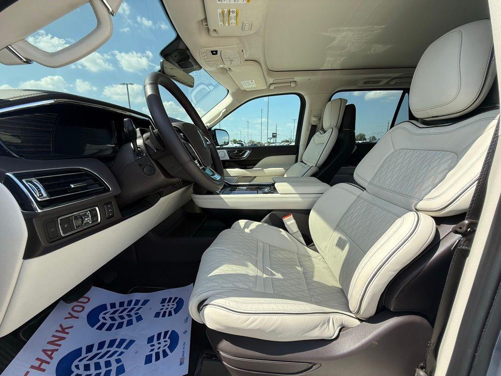 used 2024 Lincoln Navigator car, priced at $88,500