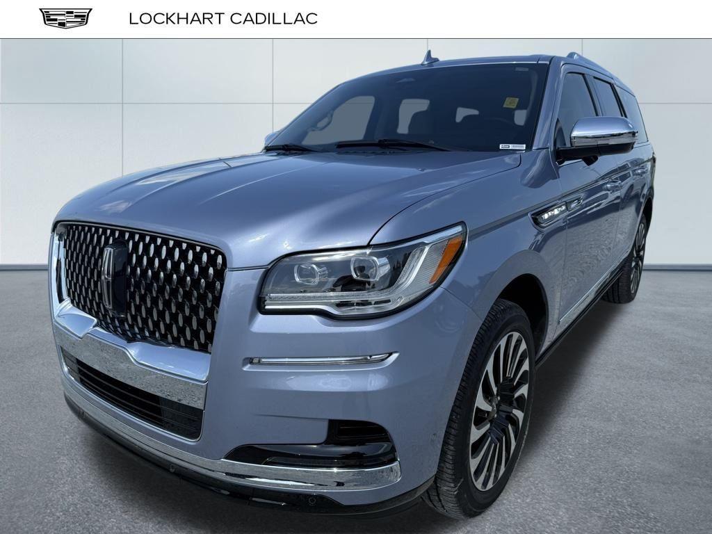 used 2024 Lincoln Navigator car, priced at $88,500