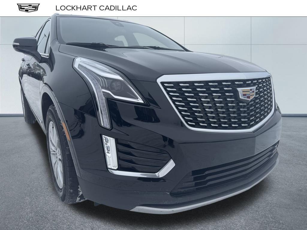 used 2022 Cadillac XT5 car, priced at $35,380