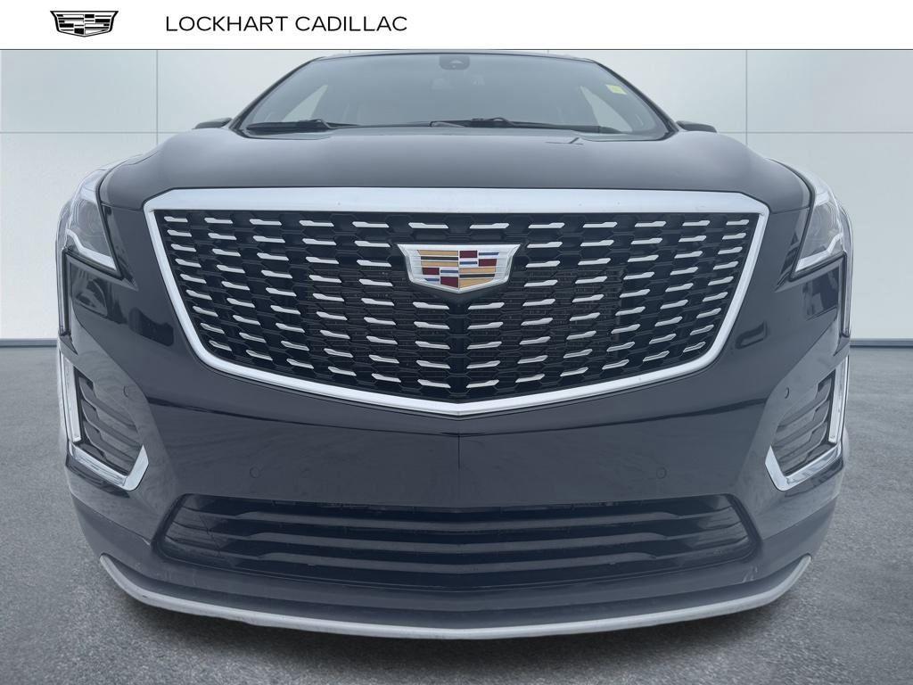 used 2022 Cadillac XT5 car, priced at $35,380