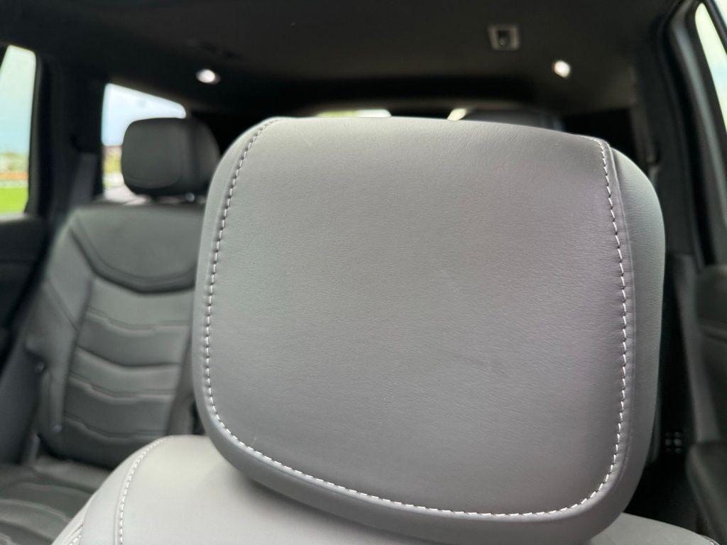 used 2024 Cadillac XT6 car, priced at $55,250