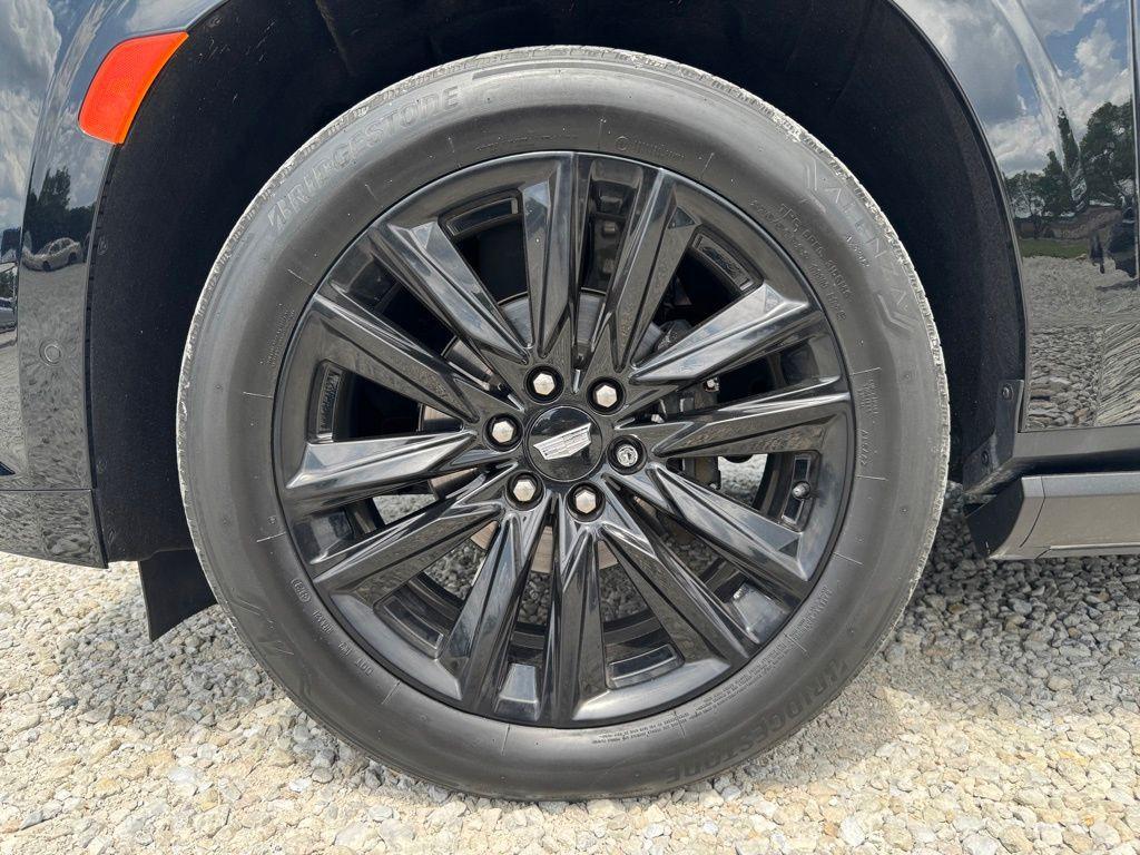 used 2022 Cadillac Escalade ESV car, priced at $73,500