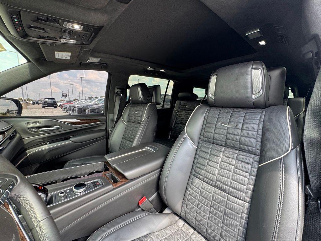 used 2022 Cadillac Escalade ESV car, priced at $73,500