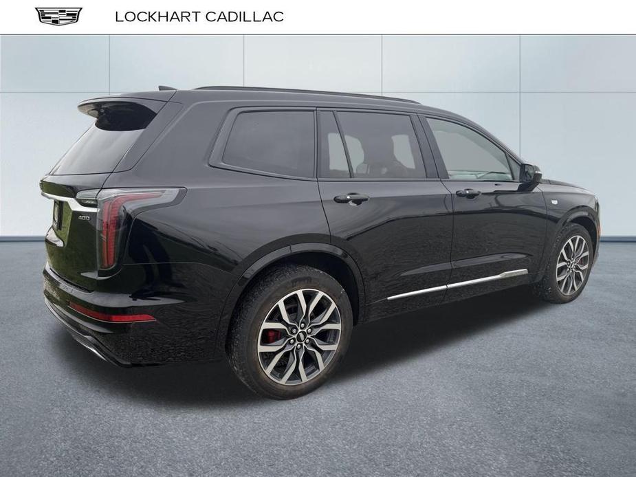 used 2023 Cadillac XT6 car, priced at $44,434