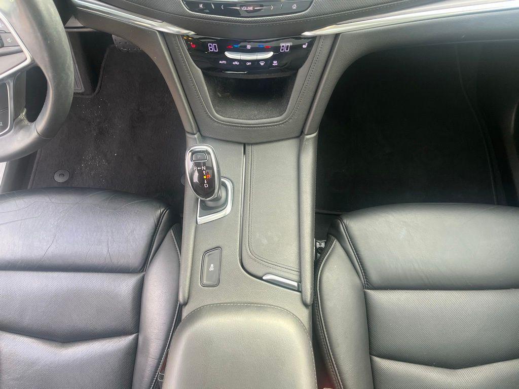 used 2018 Cadillac XT5 car, priced at $20,500