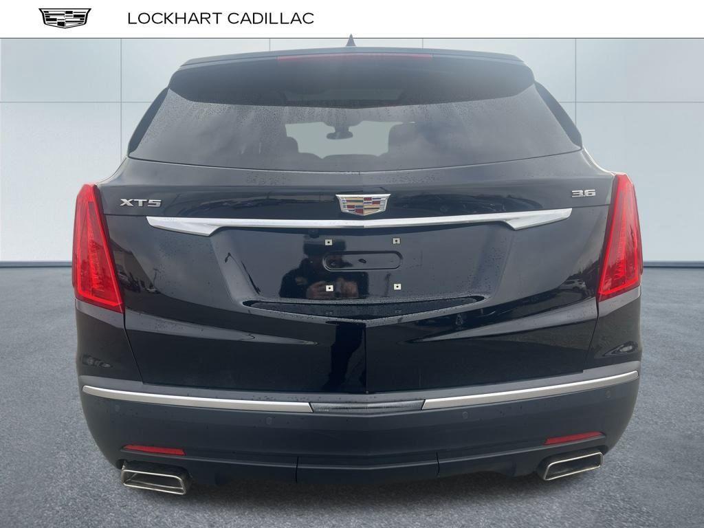 used 2018 Cadillac XT5 car, priced at $20,500