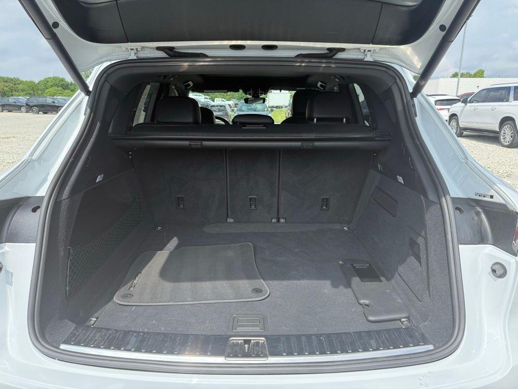 used 2022 Porsche Cayenne car, priced at $49,780