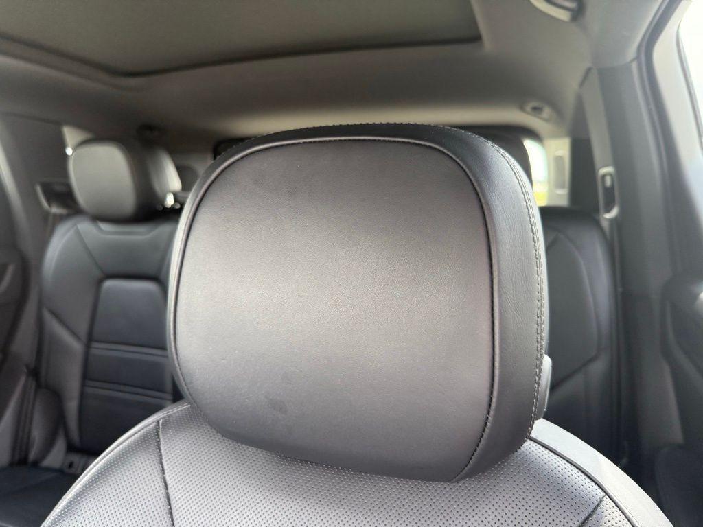 used 2022 Porsche Cayenne car, priced at $49,780