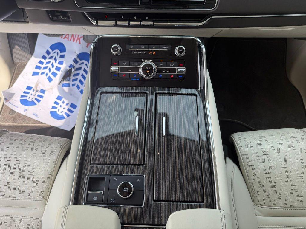 used 2022 Lincoln Navigator L car, priced at $67,500