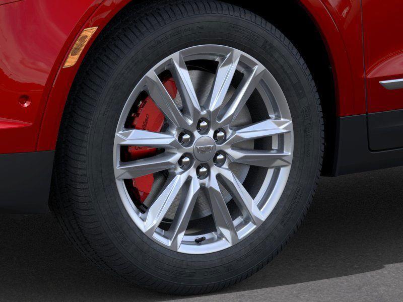 new 2025 Cadillac XT5 car, priced at $64,354