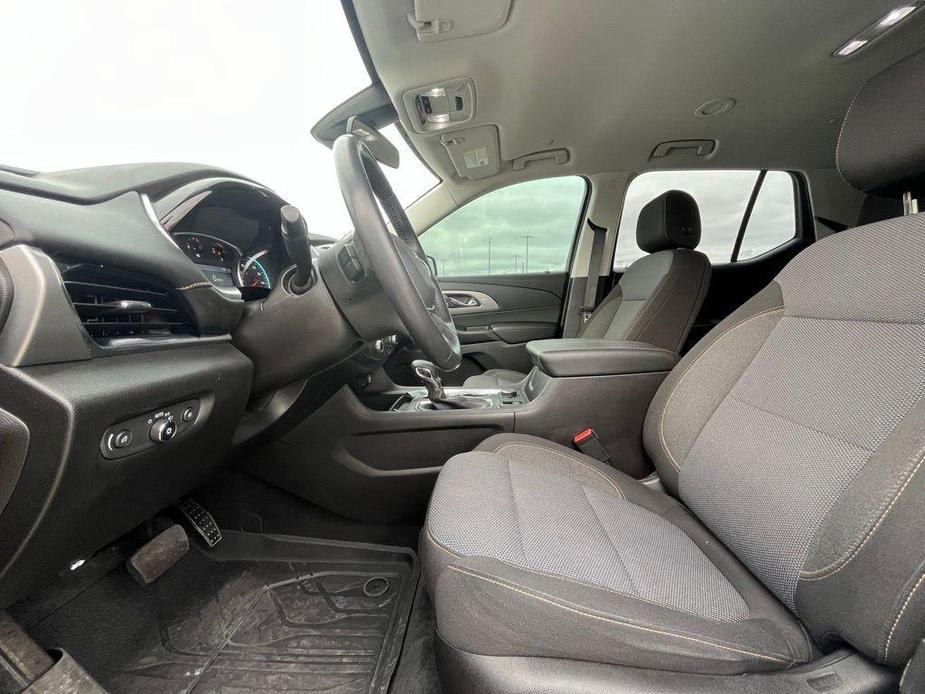 used 2021 Chevrolet Traverse car, priced at $26,510