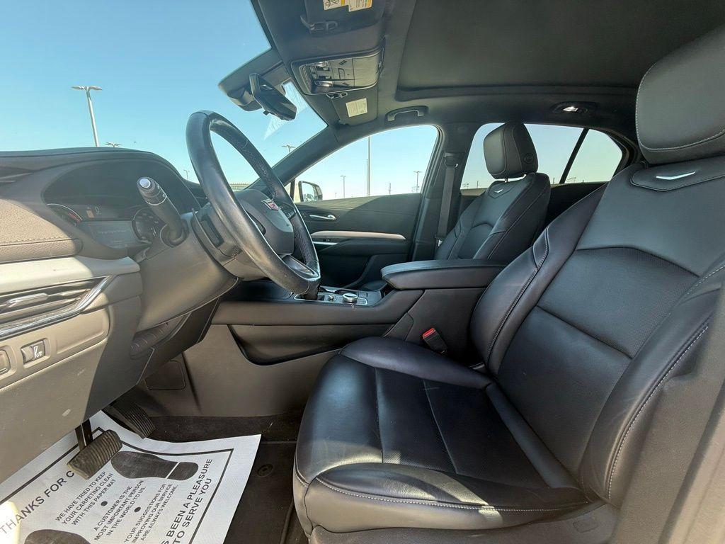 used 2022 Cadillac XT4 car, priced at $30,350