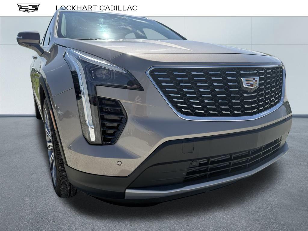 used 2023 Cadillac XT4 car, priced at $32,000