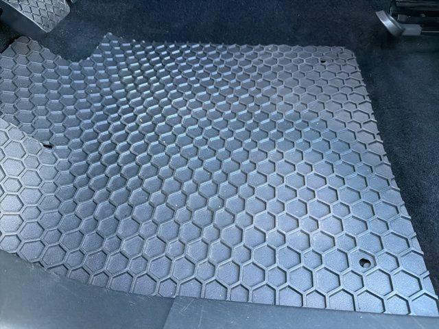 used 2022 Volkswagen ID.4 car, priced at $21,925