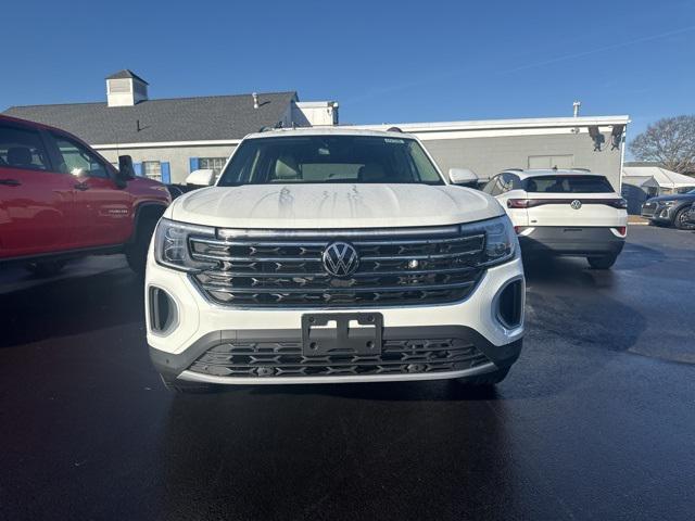 new 2025 Volkswagen Atlas car, priced at $48,222