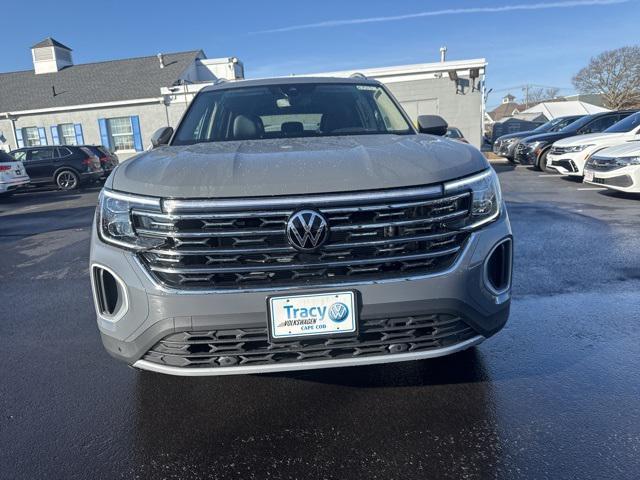 new 2025 Volkswagen Atlas car, priced at $51,356