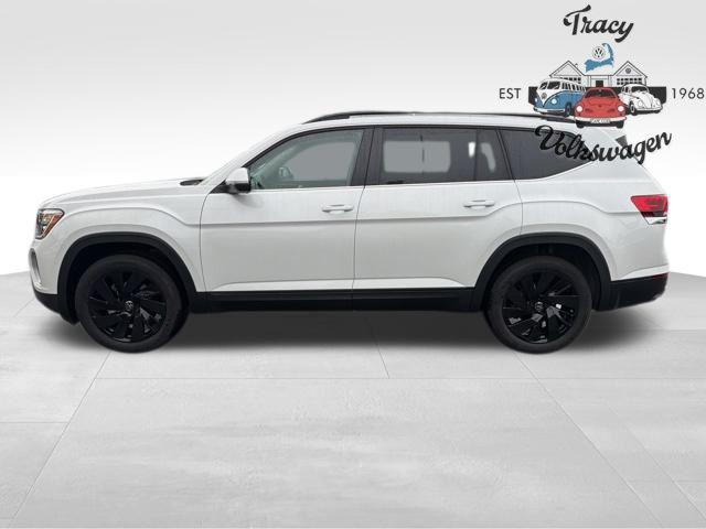 new 2026 Volkswagen Atlas car, priced at $50,175