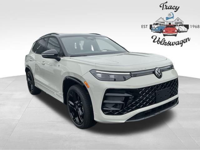 new 2025 Volkswagen Tiguan car, priced at $39,476