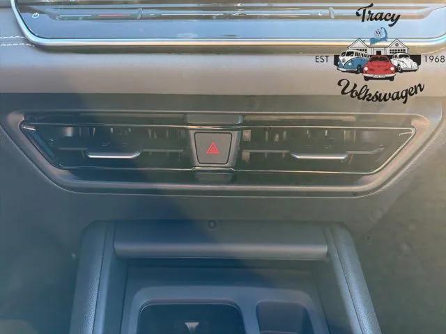 new 2026 Volkswagen Tiguan car, priced at $41,296