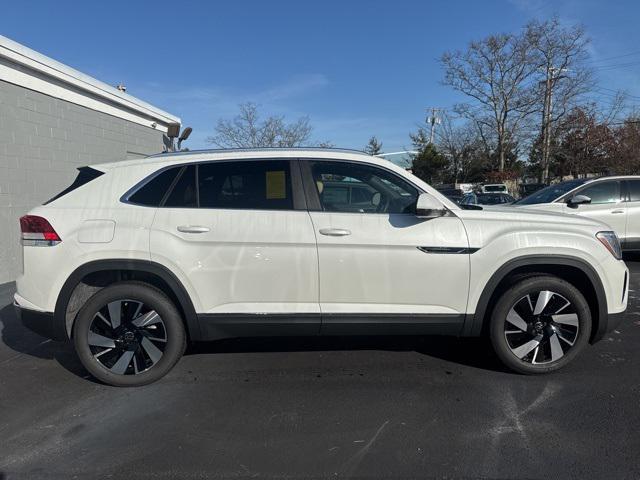 new 2025 Volkswagen Atlas Cross Sport car, priced at $50,346