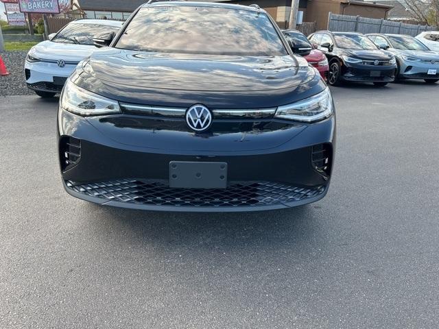 new 2024 Volkswagen ID.4 car, priced at $54,000