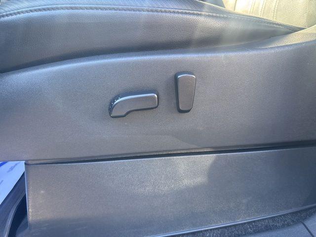 used 2022 Nissan Frontier car, priced at $32,989