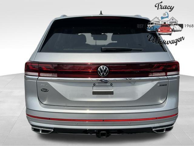new 2025 Volkswagen Atlas car, priced at $54,000