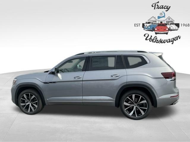 new 2025 Volkswagen Atlas car, priced at $54,000