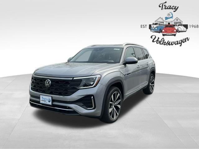 new 2025 Volkswagen Atlas car, priced at $54,000