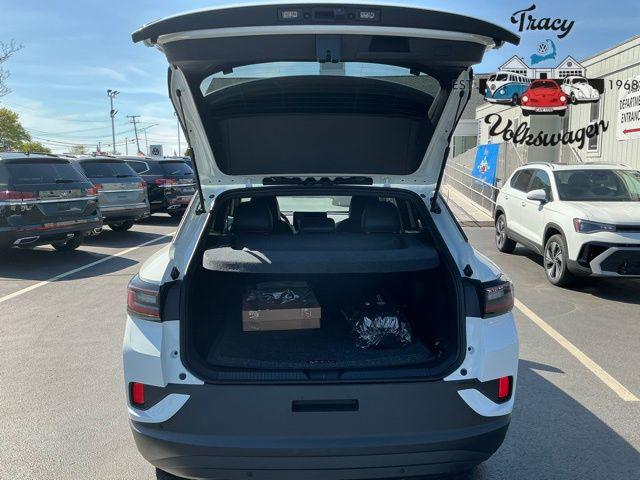 new 2025 Volkswagen ID.4 car, priced at $51,271