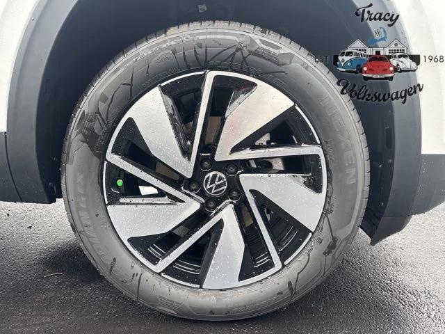 new 2026 Volkswagen Atlas car, priced at $51,193