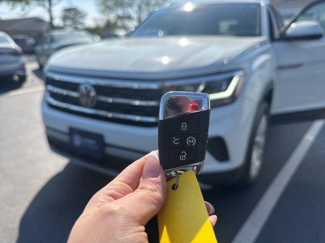 used 2022 Volkswagen Atlas Cross Sport car, priced at $30,952