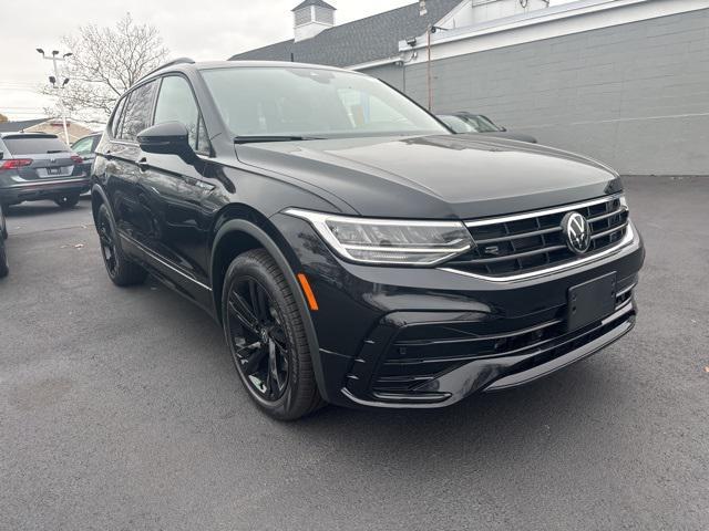 new 2024 Volkswagen Tiguan car, priced at $36,800