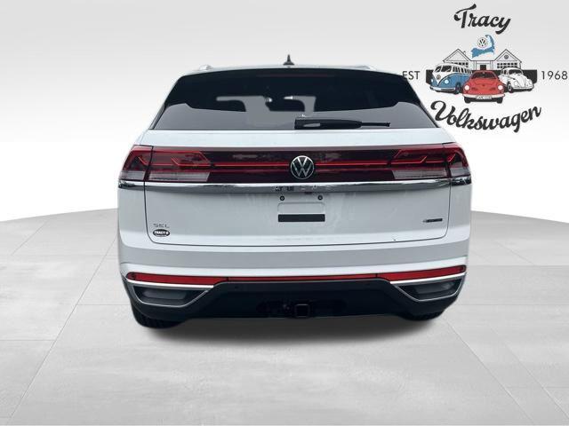 new 2025 Volkswagen Atlas Cross Sport car, priced at $49,312
