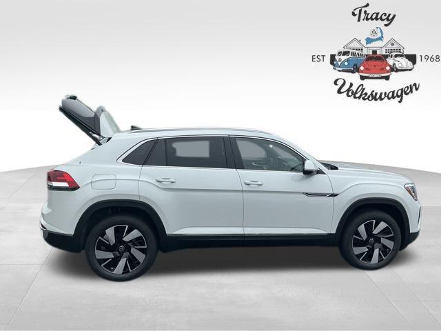 new 2025 Volkswagen Atlas Cross Sport car, priced at $49,312